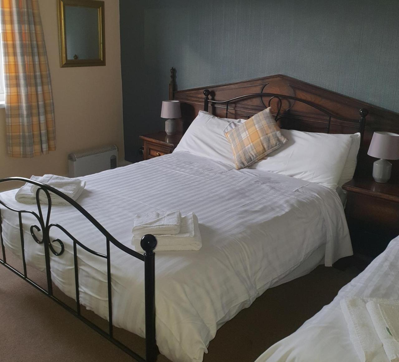 Queensberry Arms Hotel Аннан Экстерьер фото